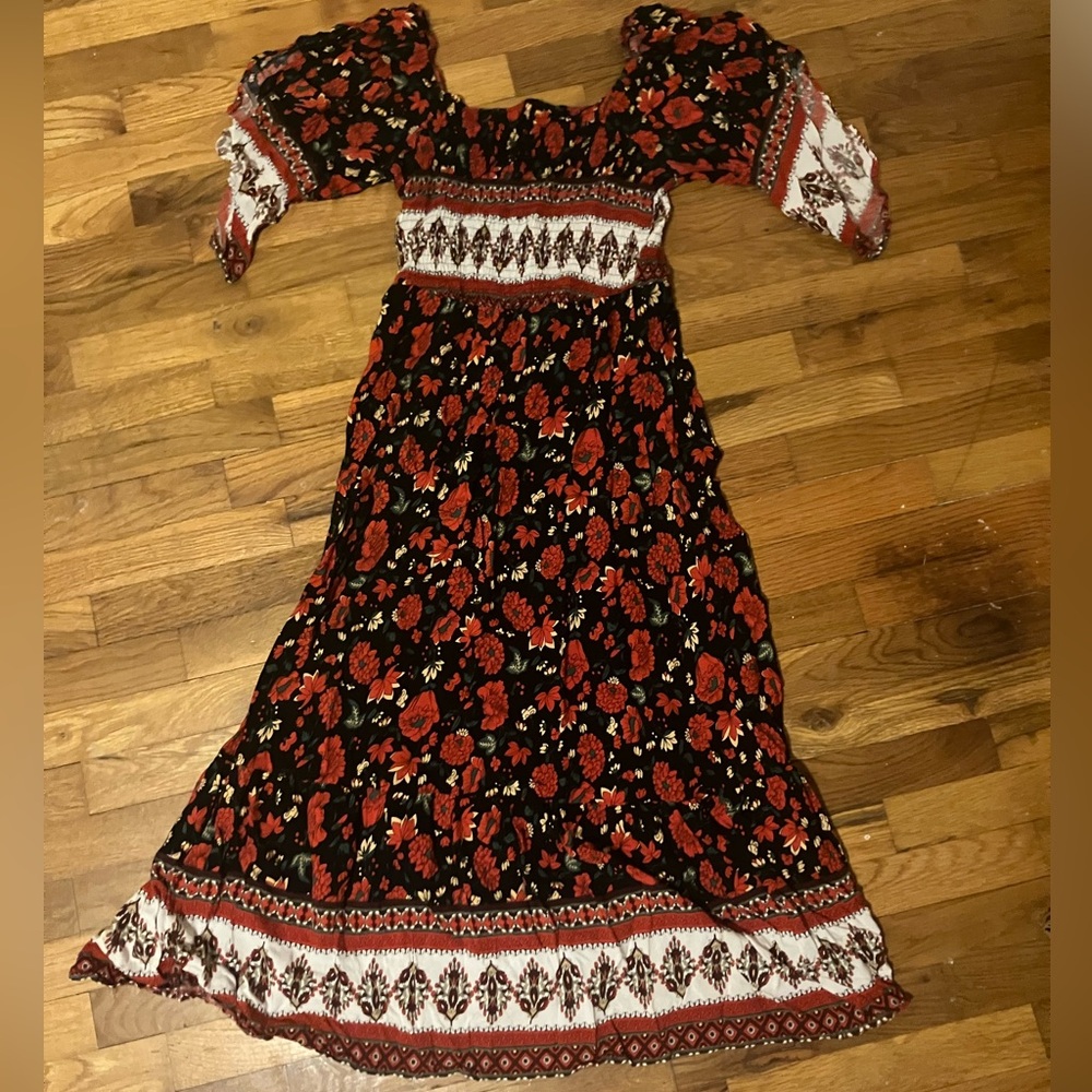 Cold Shoulder Smocked Floral Midi Dress